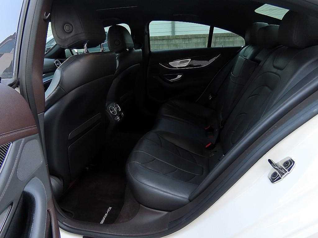 Mercedes-Benz CLS-Class — photo 06