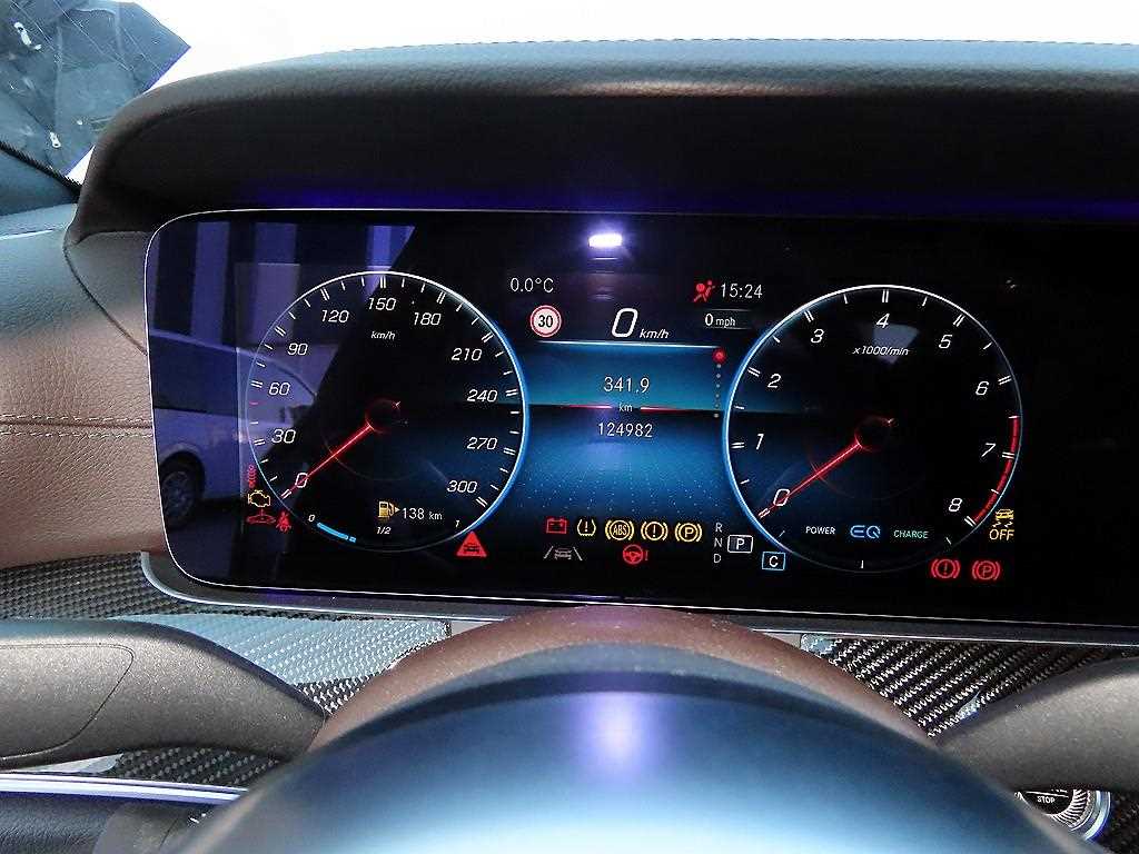 Mercedes-Benz CLS-Class — photo 09