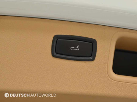 Porsche Macan — photo 20