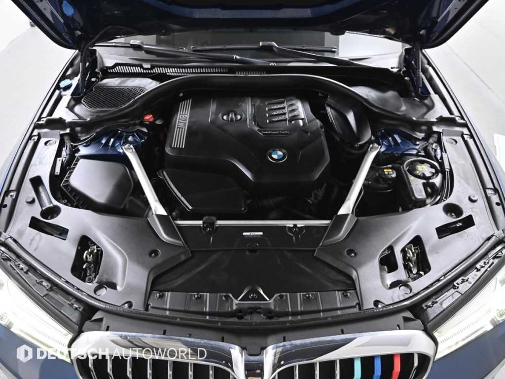 BMW 5-Series — photo 06