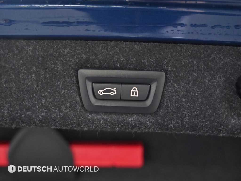BMW 5-Series — photo 20