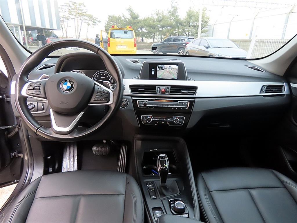 BMW X1 — photo 07