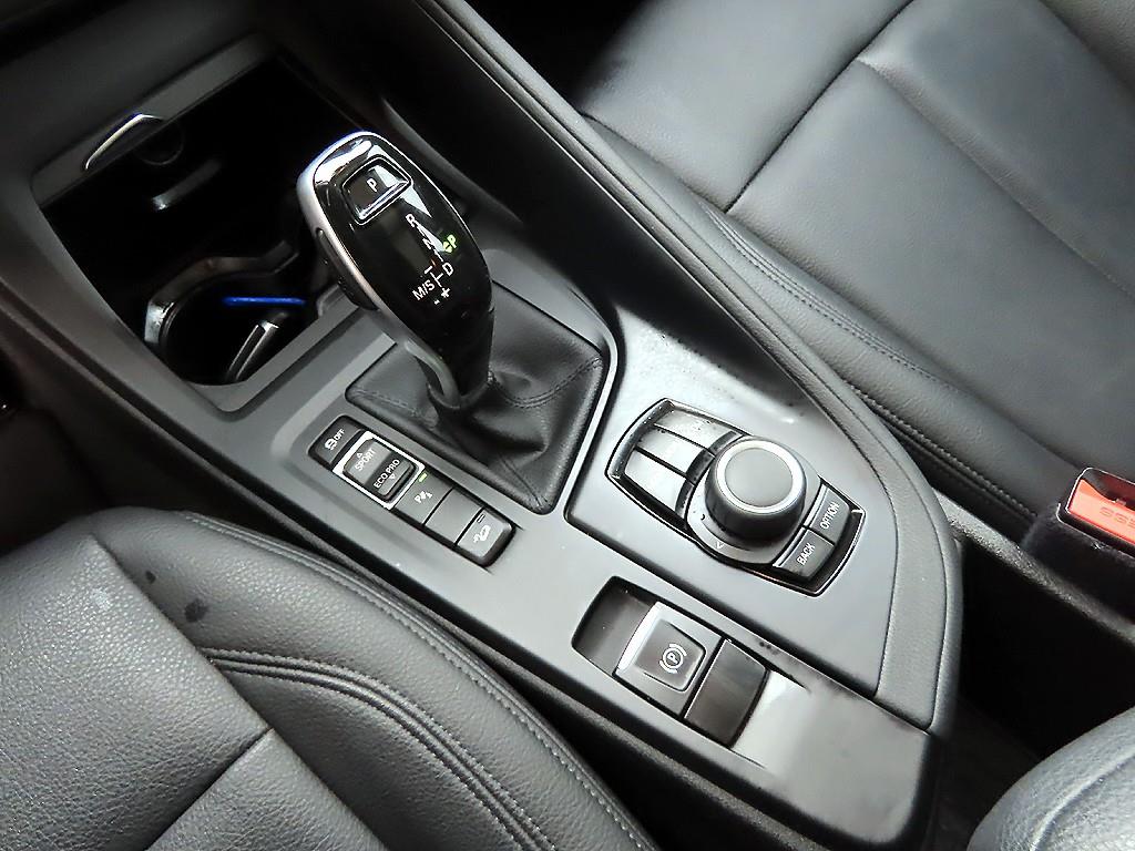 BMW X1 — photo 10