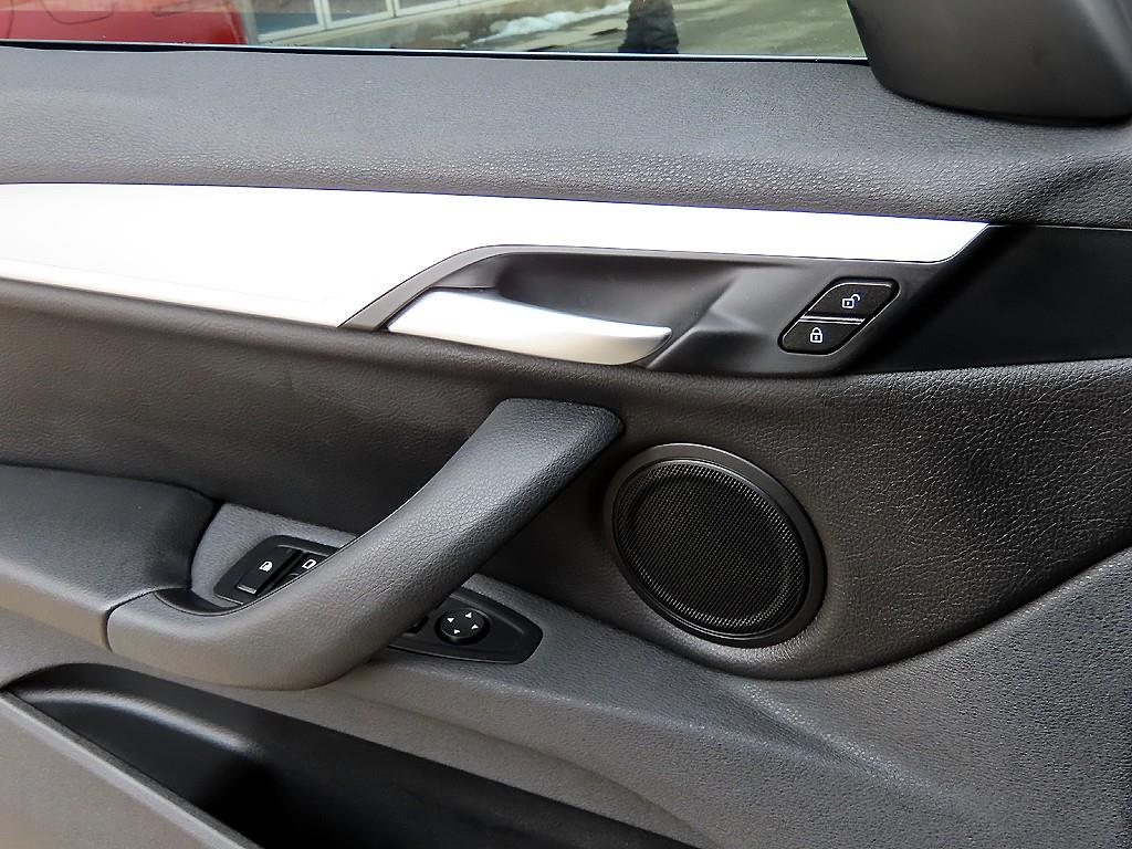 BMW X1 — photo 11