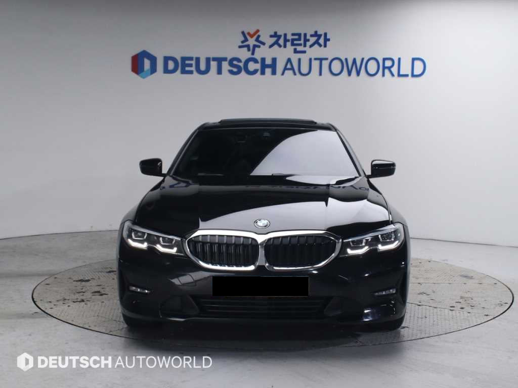 BMW 3-Series — photo 03