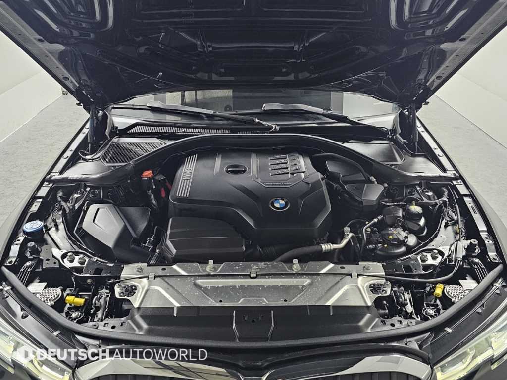 BMW 3-Series — photo 06
