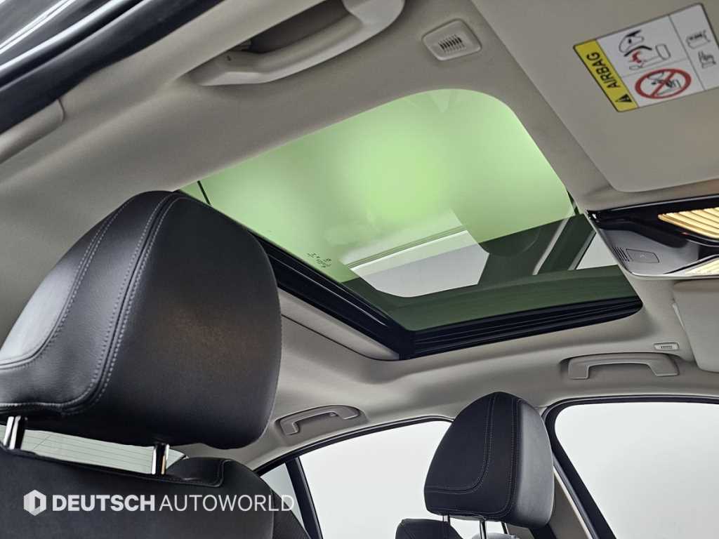 BMW 3-Series — photo 19