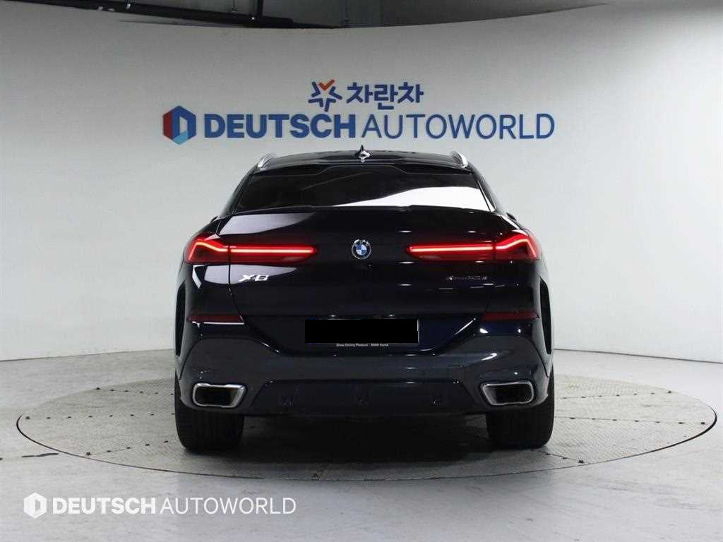 BMW X6 — photo 04