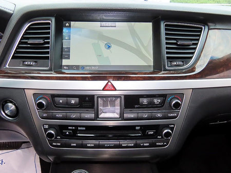 Hyundai Genesis — photo 14