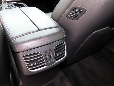 Hyundai Genesis — photo 16