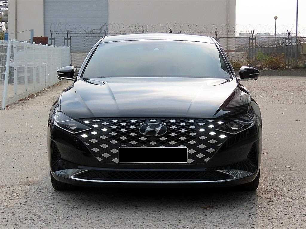 Hyundai Grandeur — photo 01