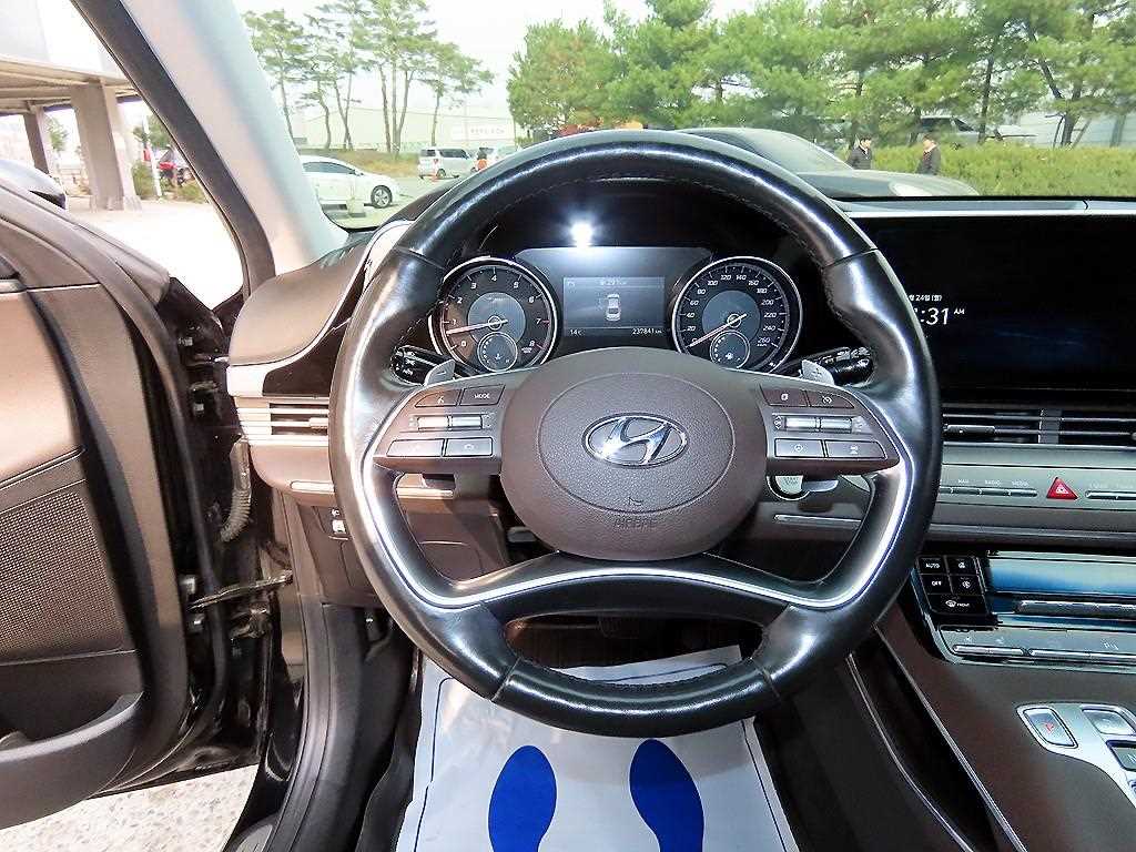 Hyundai Grandeur — photo 08