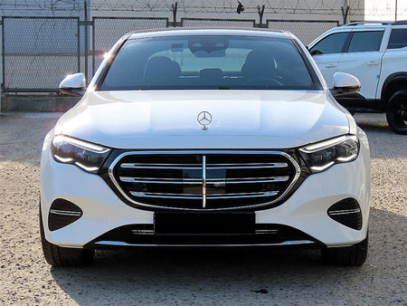 Mercedes-Benz E-Class — photo 01