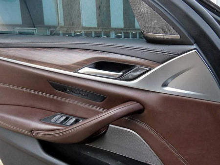 BMW 5-Series — photo 12
