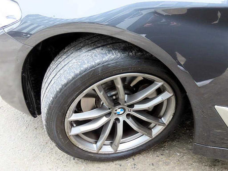BMW 5-Series — photo 20