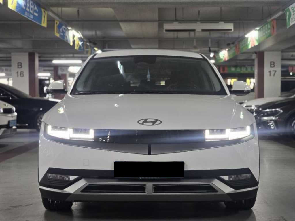 Hyundai Ioniq5 — photo 04