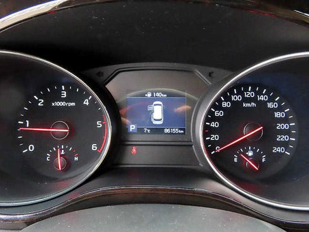 Kia Carnival — photo 09