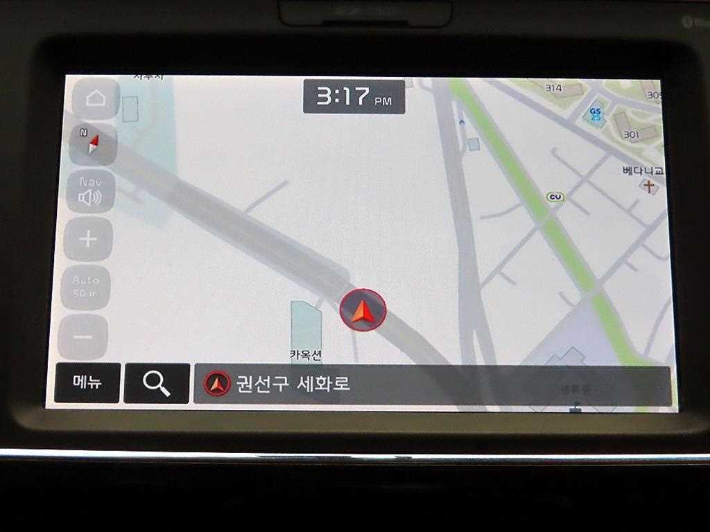 Kia Carnival — photo 13