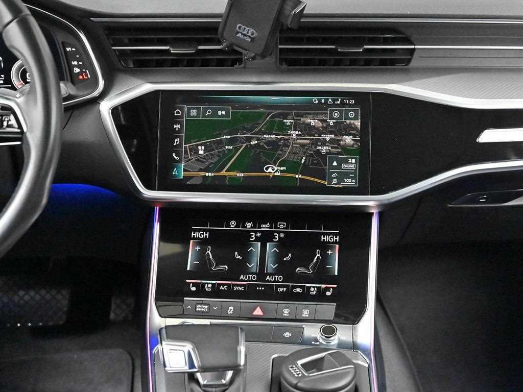 Audi A6 — photo 14