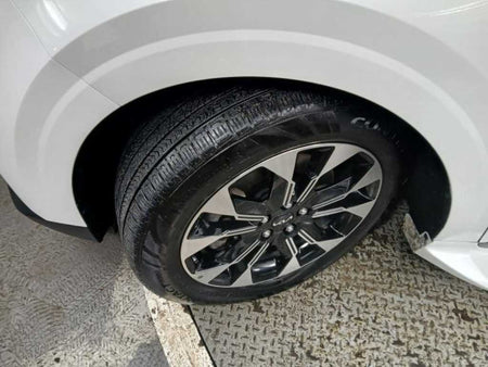 Kia Carnival — photo 20