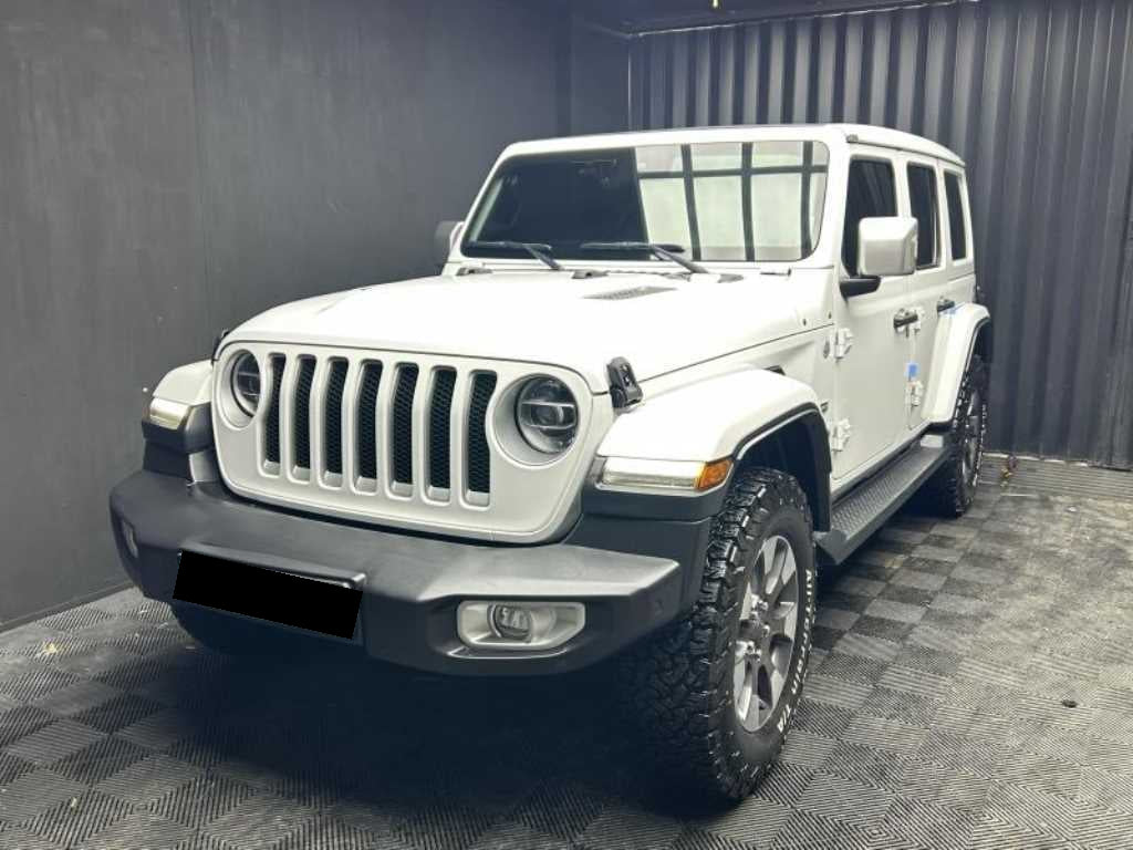 Jeep Wrangler — photo 02