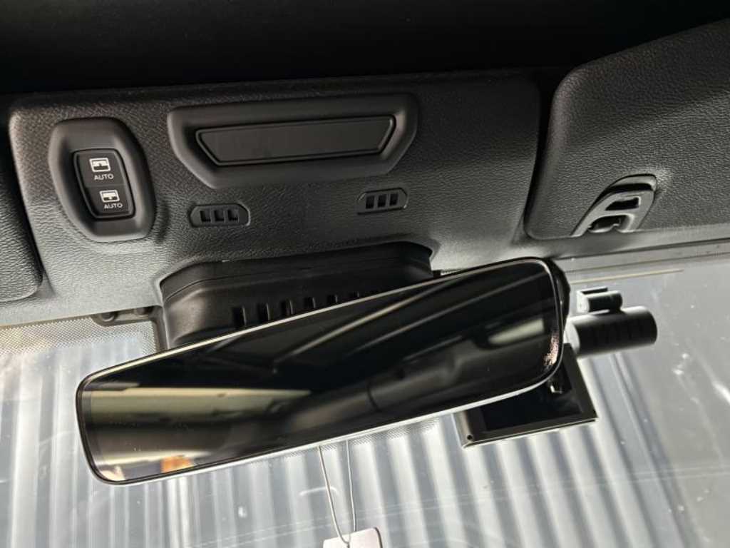Jeep Wrangler — photo 13