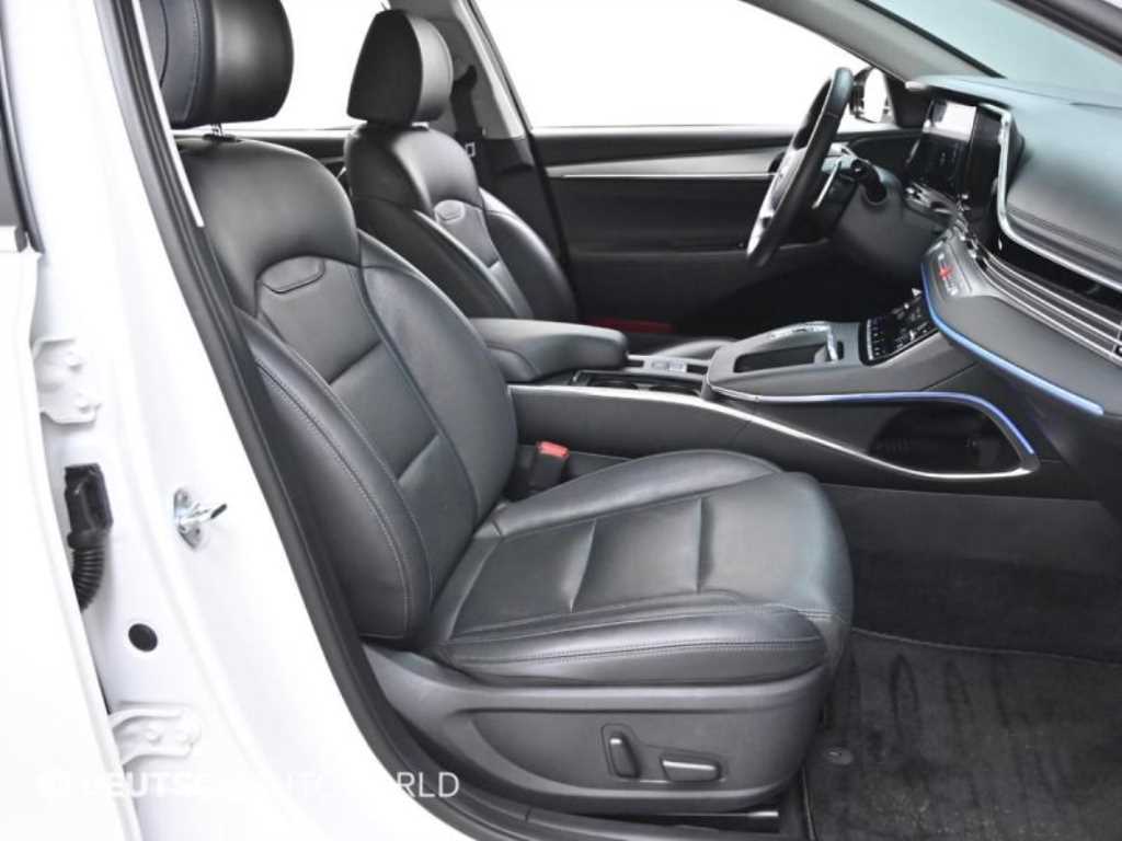 Hyundai Grandeur — photo 18