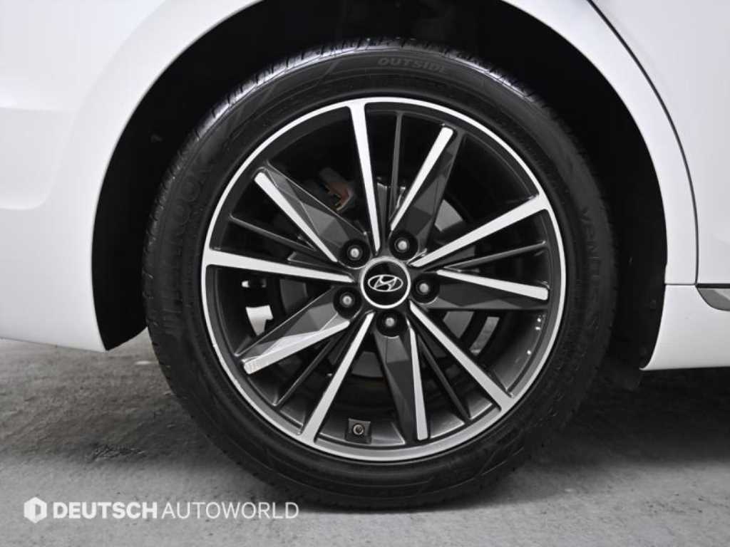 Hyundai Grandeur — photo 20