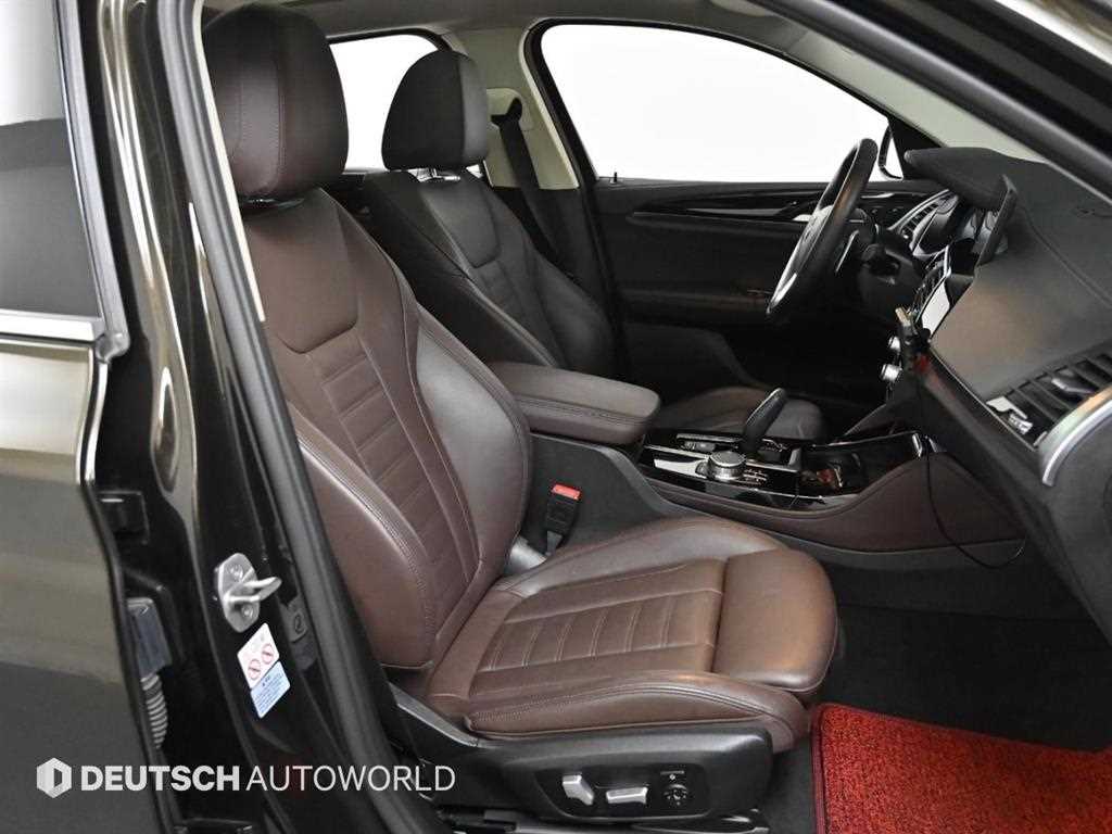 BMW X4 — photo 10