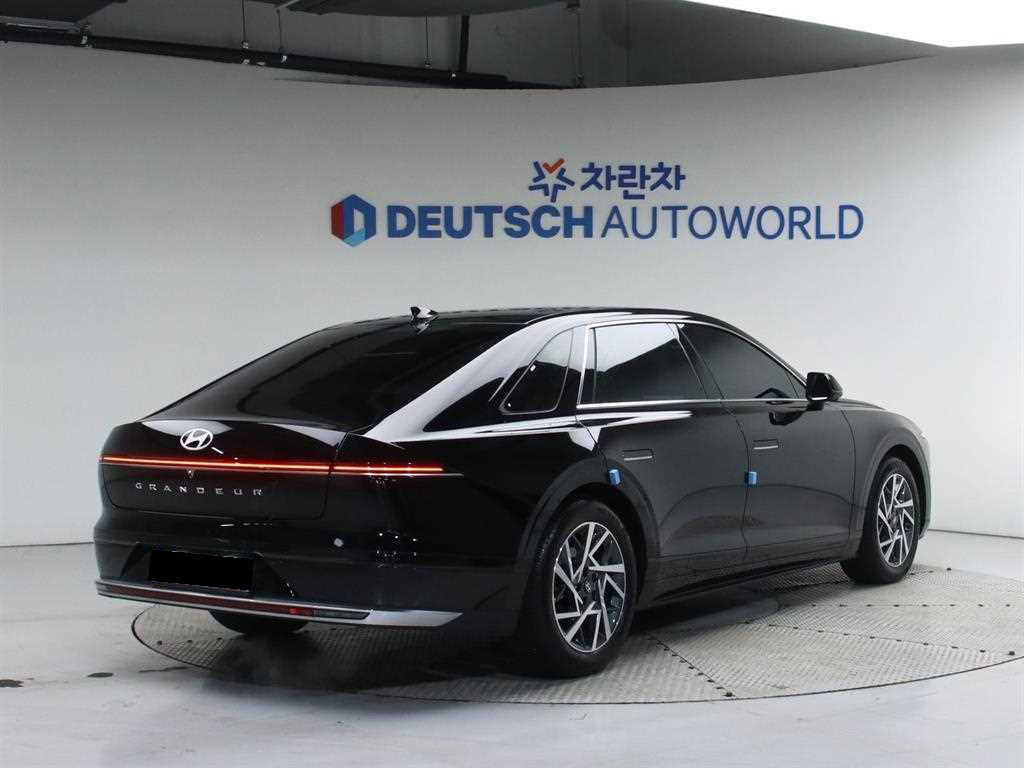 Hyundai Grandeur — photo 02