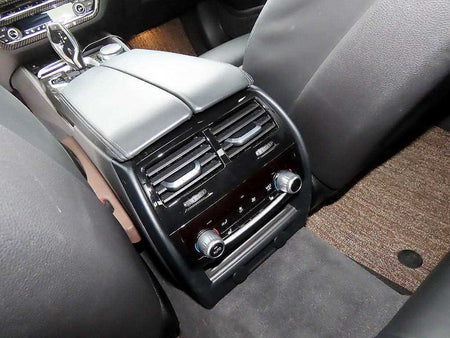 BMW 5-Series — photo 16