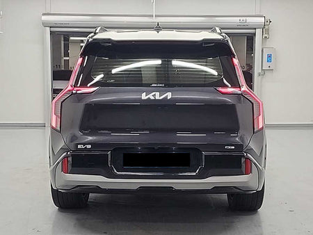 Kia EV9 — photo 03