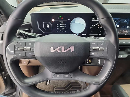 Kia EV9 — photo 09