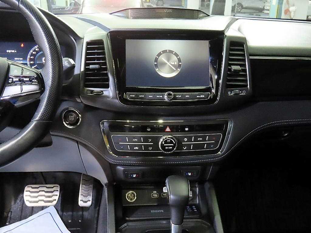 KGM Rexton — photo 11