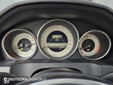 Mercedes-Benz E-Class — photo 08