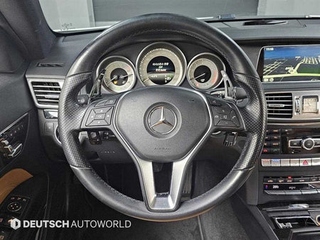 Mercedes-Benz E-Class — photo 13