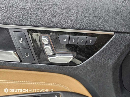 Mercedes-Benz E-Class — photo 16