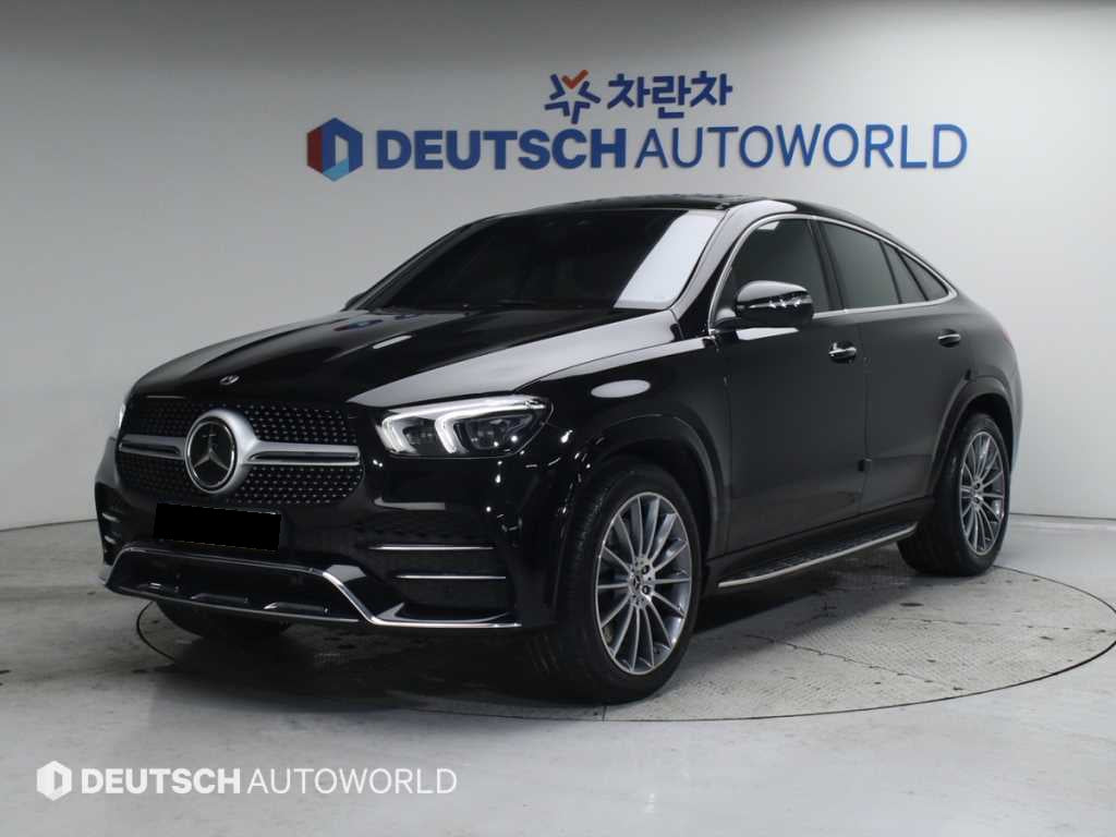 Mercedes-Benz GLE-Class — photo 01