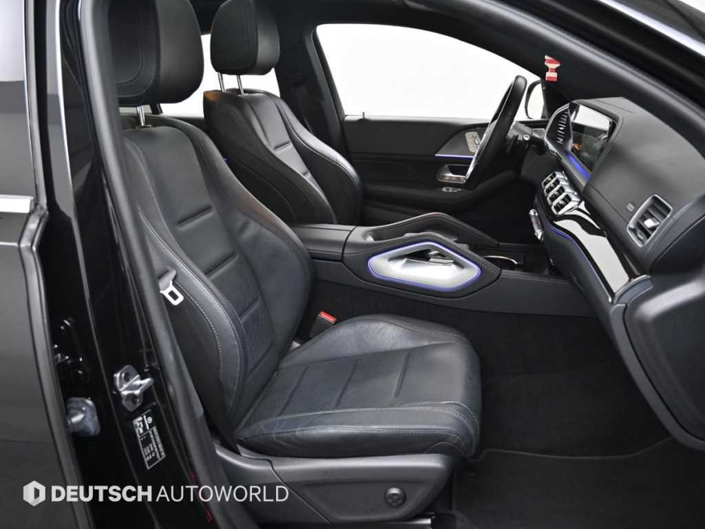 Mercedes-Benz GLE-Class — photo 10