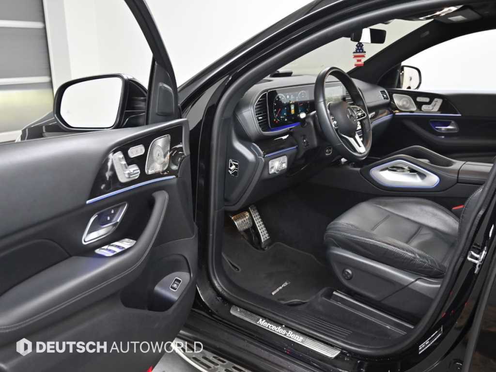 Mercedes-Benz GLE-Class — photo 11