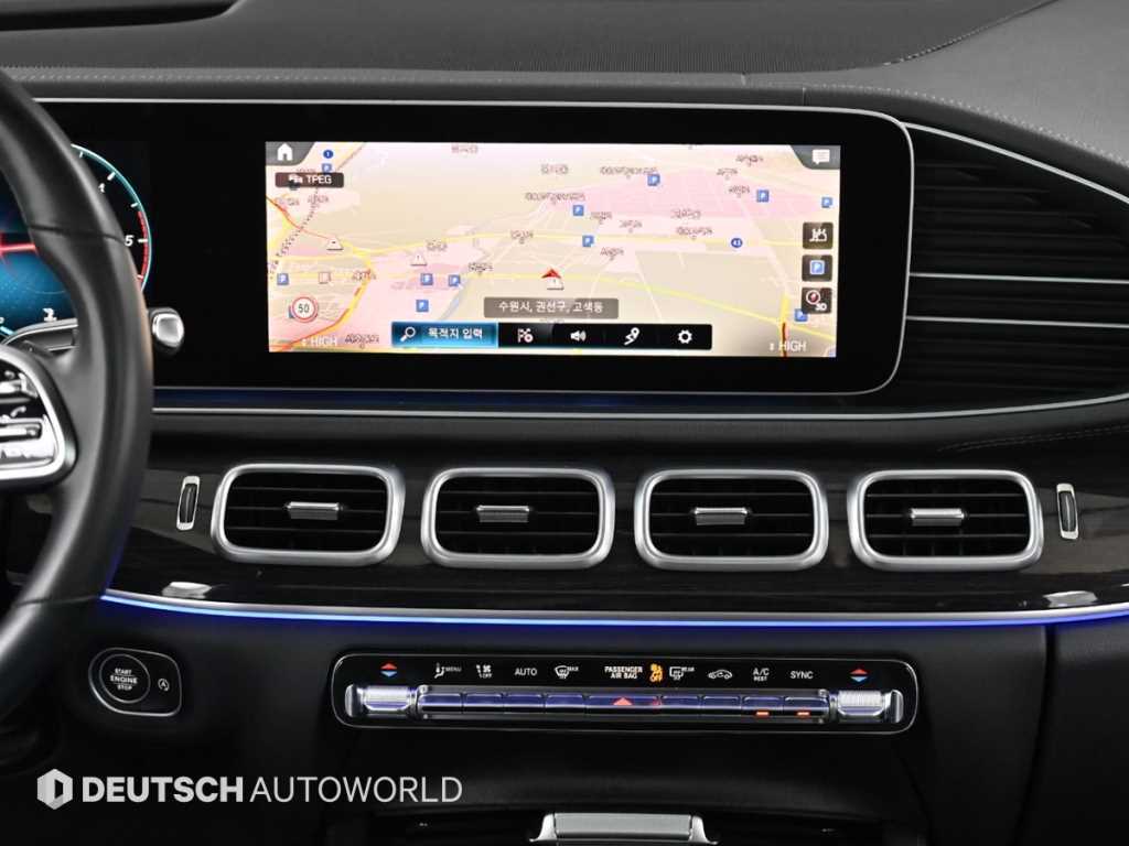 Mercedes-Benz GLE-Class — photo 14