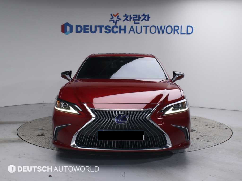 Lexus ES — photo 03