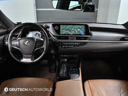 Lexus ES — photo 07