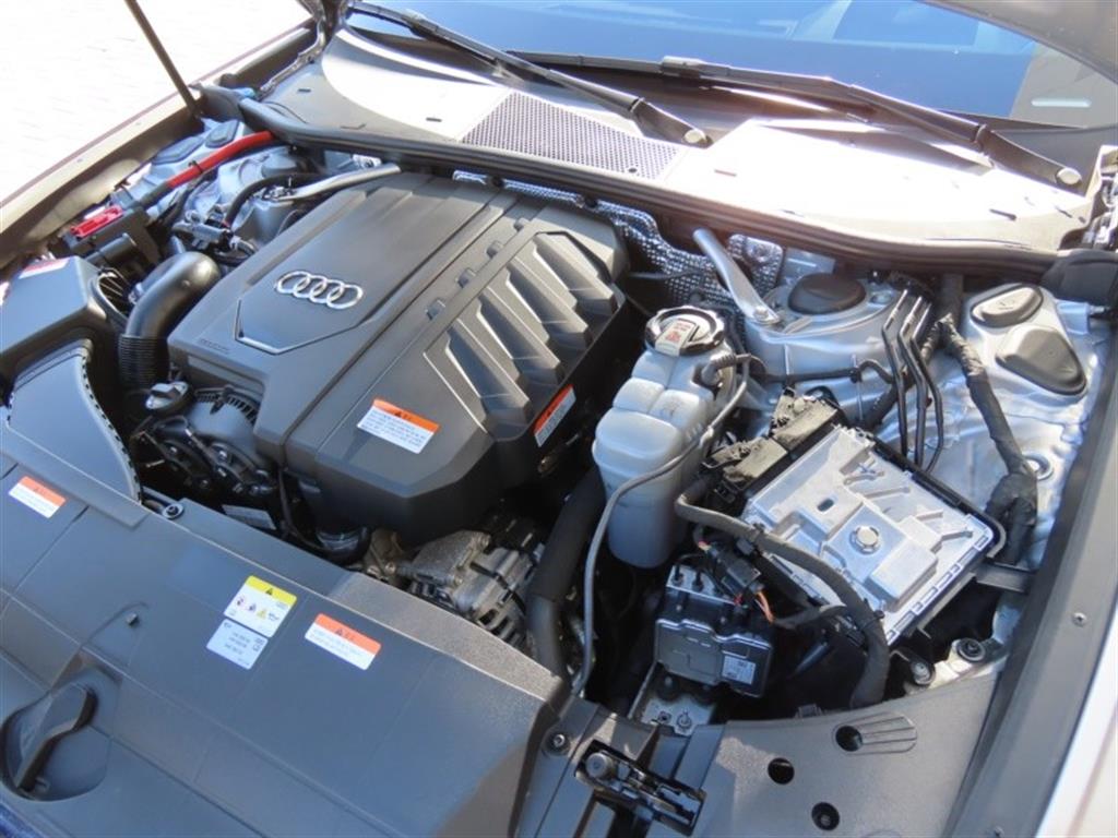 Audi A6 — photo 20