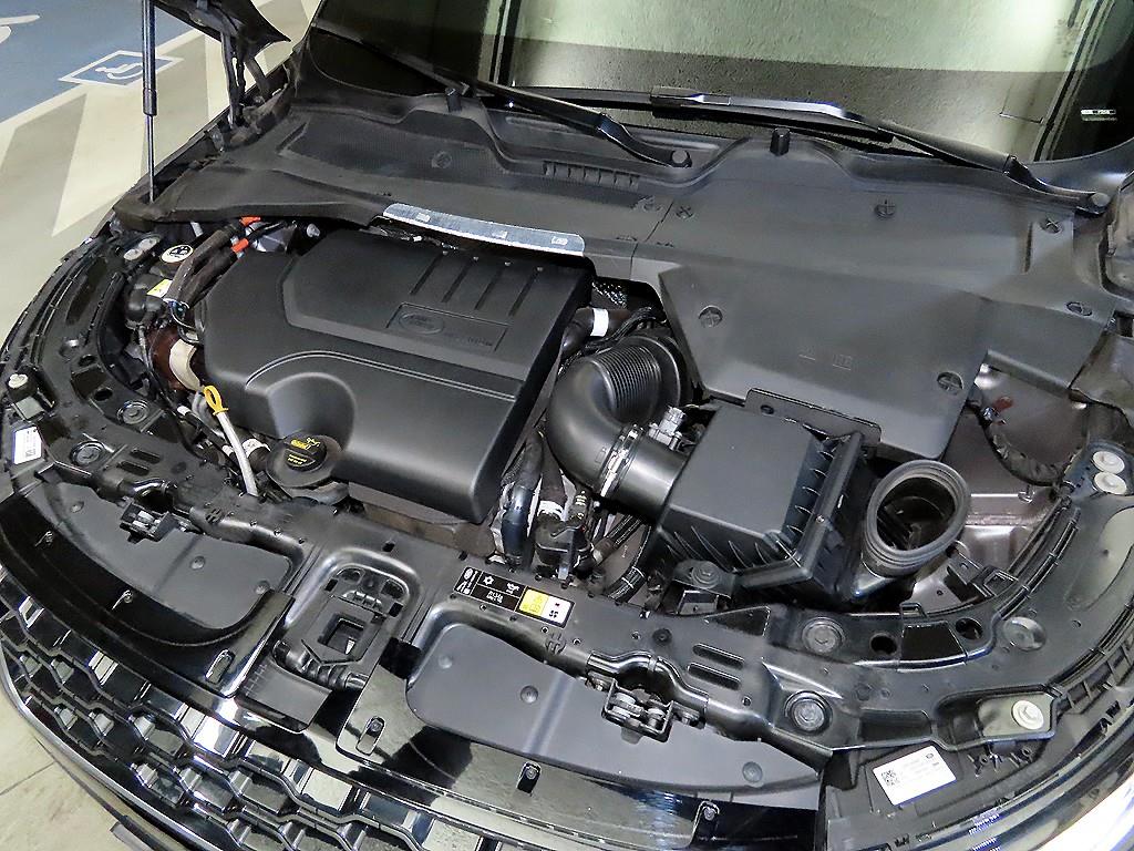 Land Rover Range Rover Evoque — photo 19