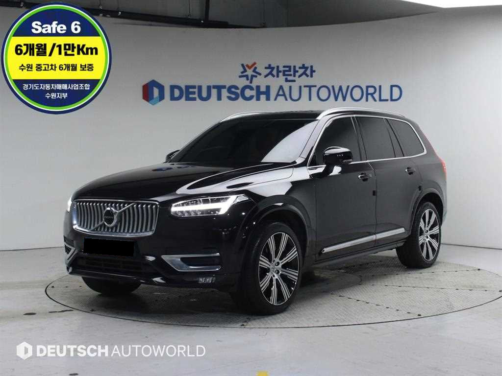 Volvo XC90 — photo 01