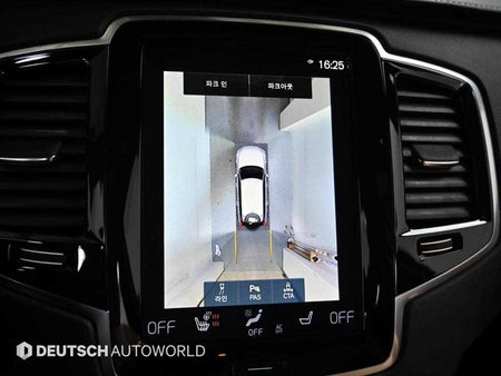 Volvo XC90 — photo 15