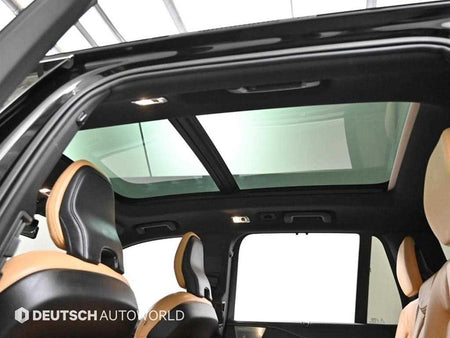 Volvo XC90 — photo 19