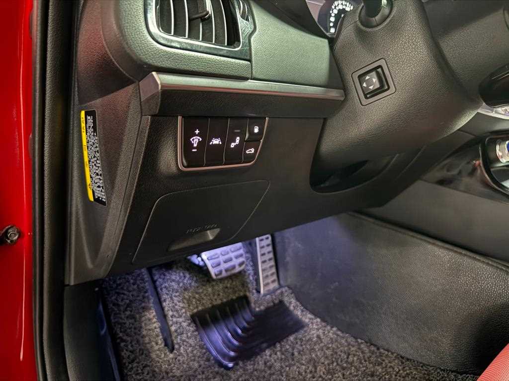 Kia Stinger — photo 10