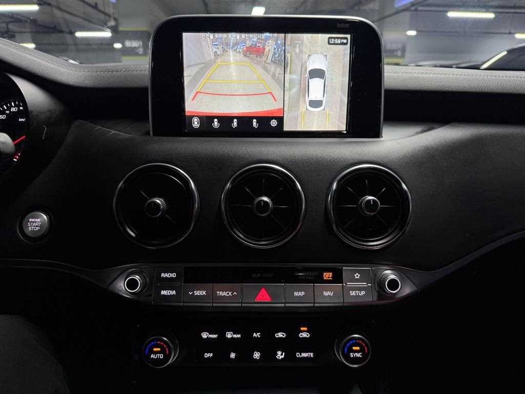 Kia Stinger — photo 14